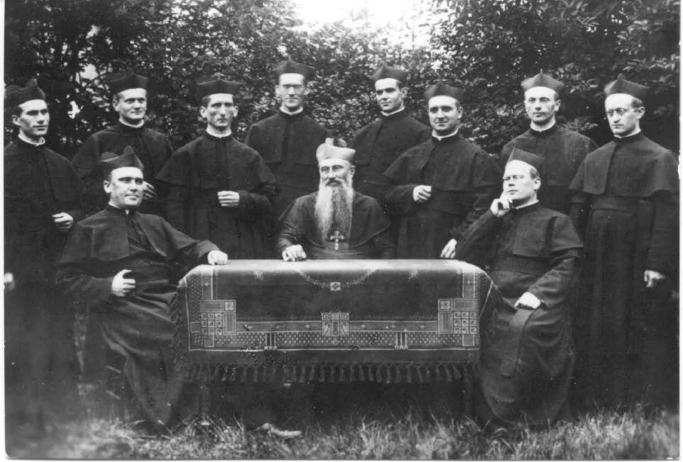 Kentenich con otros sacerdotes